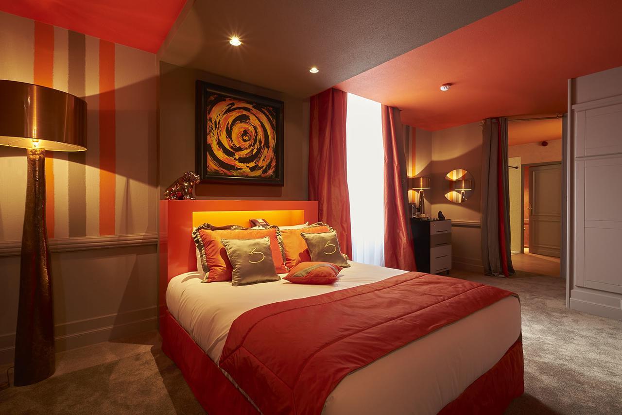 Le Stelsia Resort Saint-Sylvestre-sur-Lot ภายนอก รูปภาพ