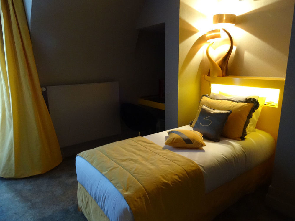 Le Stelsia Resort Saint-Sylvestre-sur-Lot ภายนอก รูปภาพ