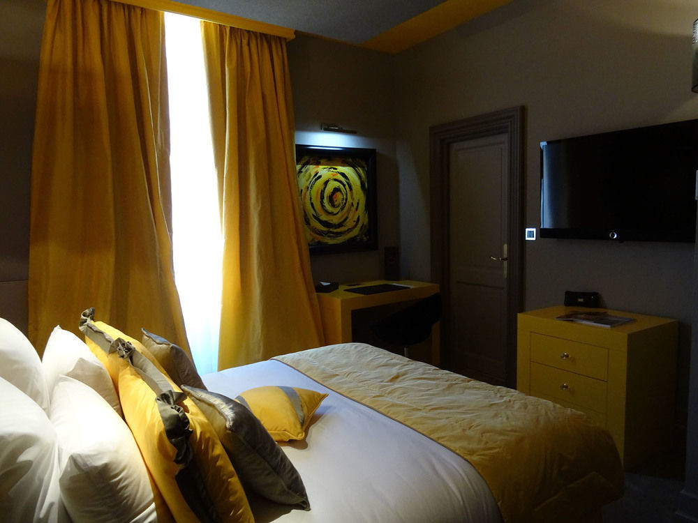 Le Stelsia Resort Saint-Sylvestre-sur-Lot ภายนอก รูปภาพ