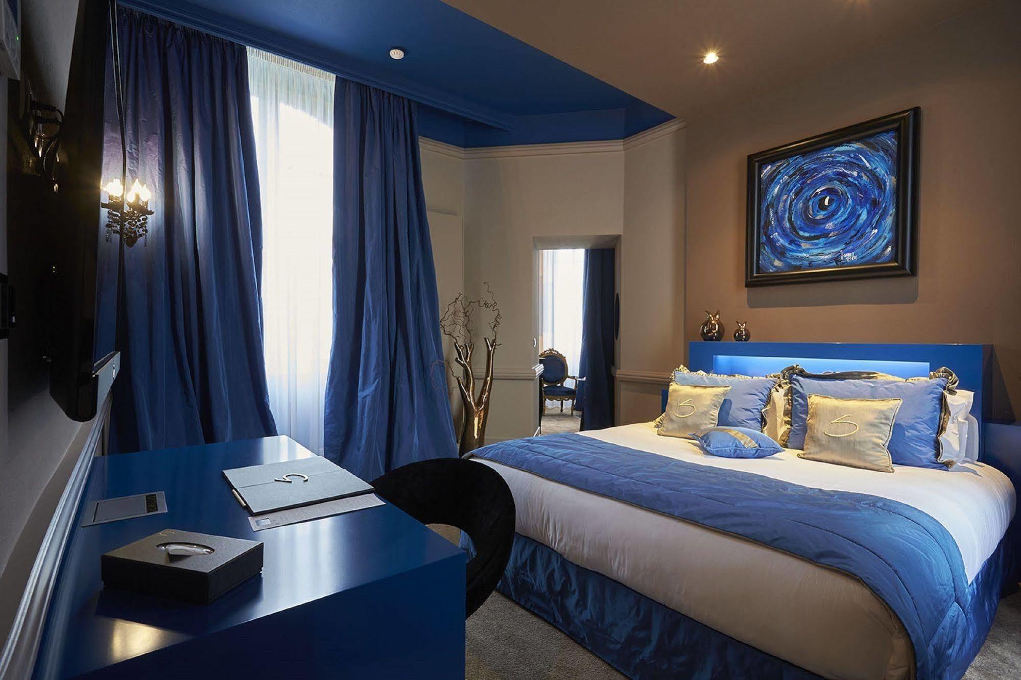 Le Stelsia Resort Saint-Sylvestre-sur-Lot ภายนอก รูปภาพ